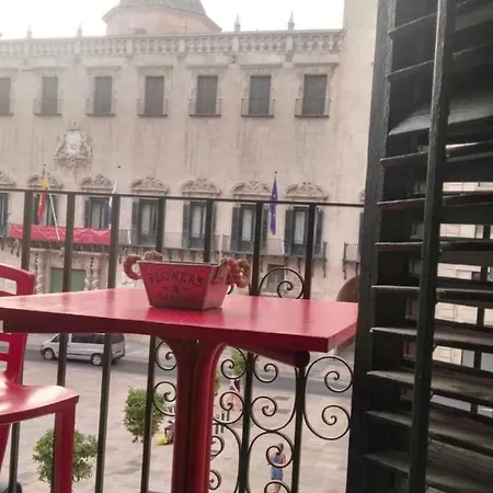 阿利坎特旧中心旅舍 招待所 阿利坎特